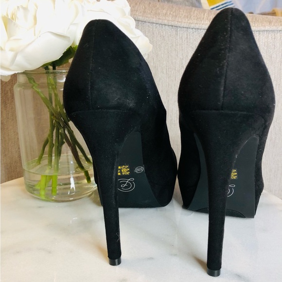 Chinese Laundry Black Suede Platform Heels - Picture 4 of 7
